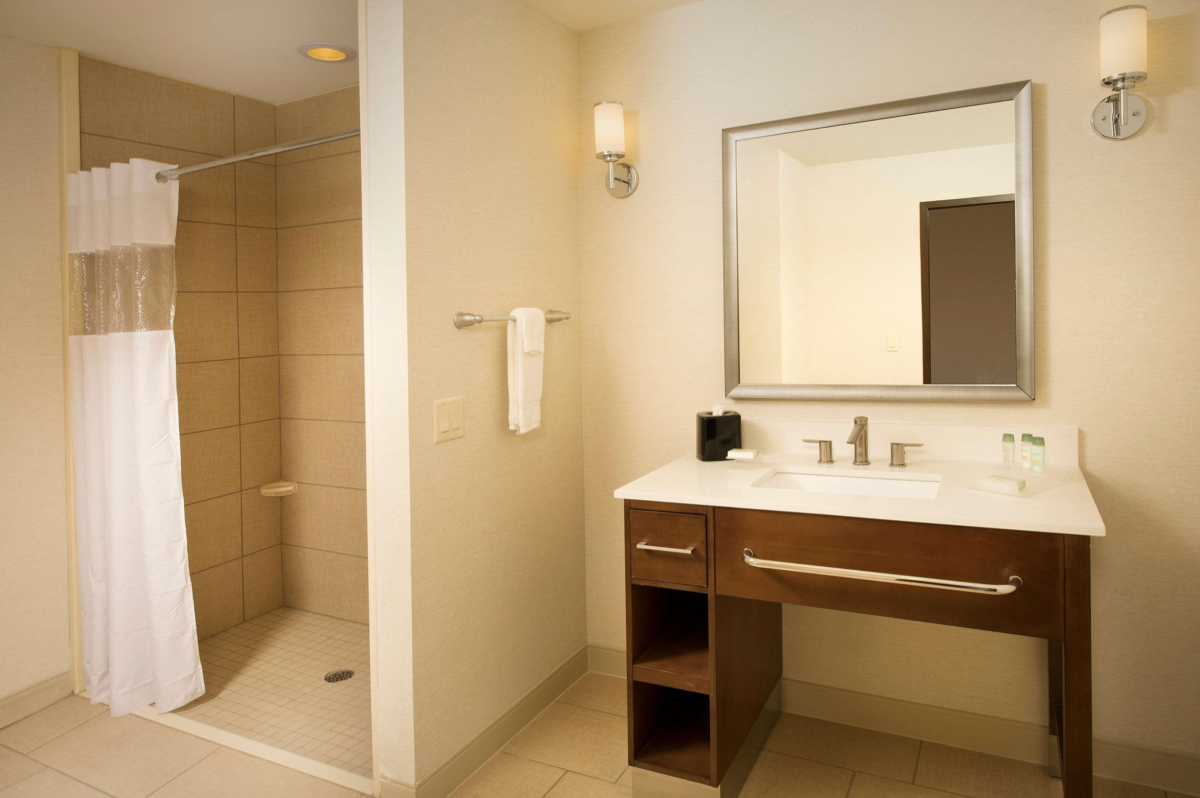 Homewood Suites By Hilton Midland Exterior photo
